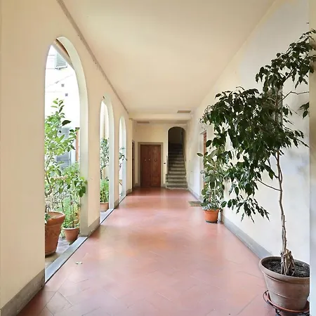 Apt. Ocra - Pauline Suites, Palazzo Borghese Apartment Florence